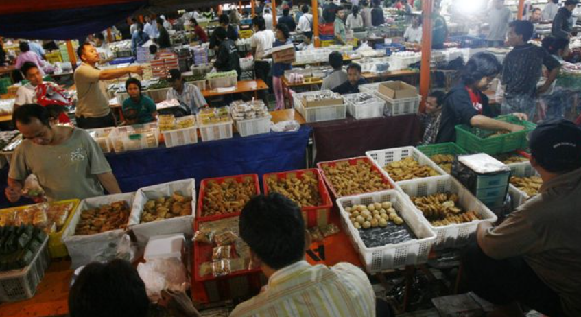 Berburu Camilan Tahun Baru Di Pasar Kue Subuh Senen Id