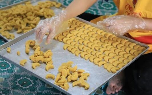 Pria Tangerang Ini Raup 300 Juta dari Kue Kering, Simak Kisahnya 300 juta dari kue kering