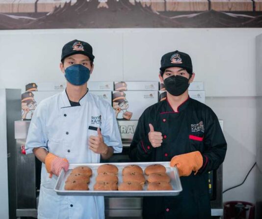 Kisah Sukses Bisnis Roti dari Pemuda yang Baru Lulus SMA kisah sukses bisnis roti