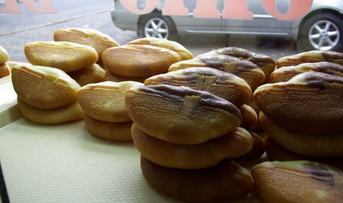 kue pukis di semarang