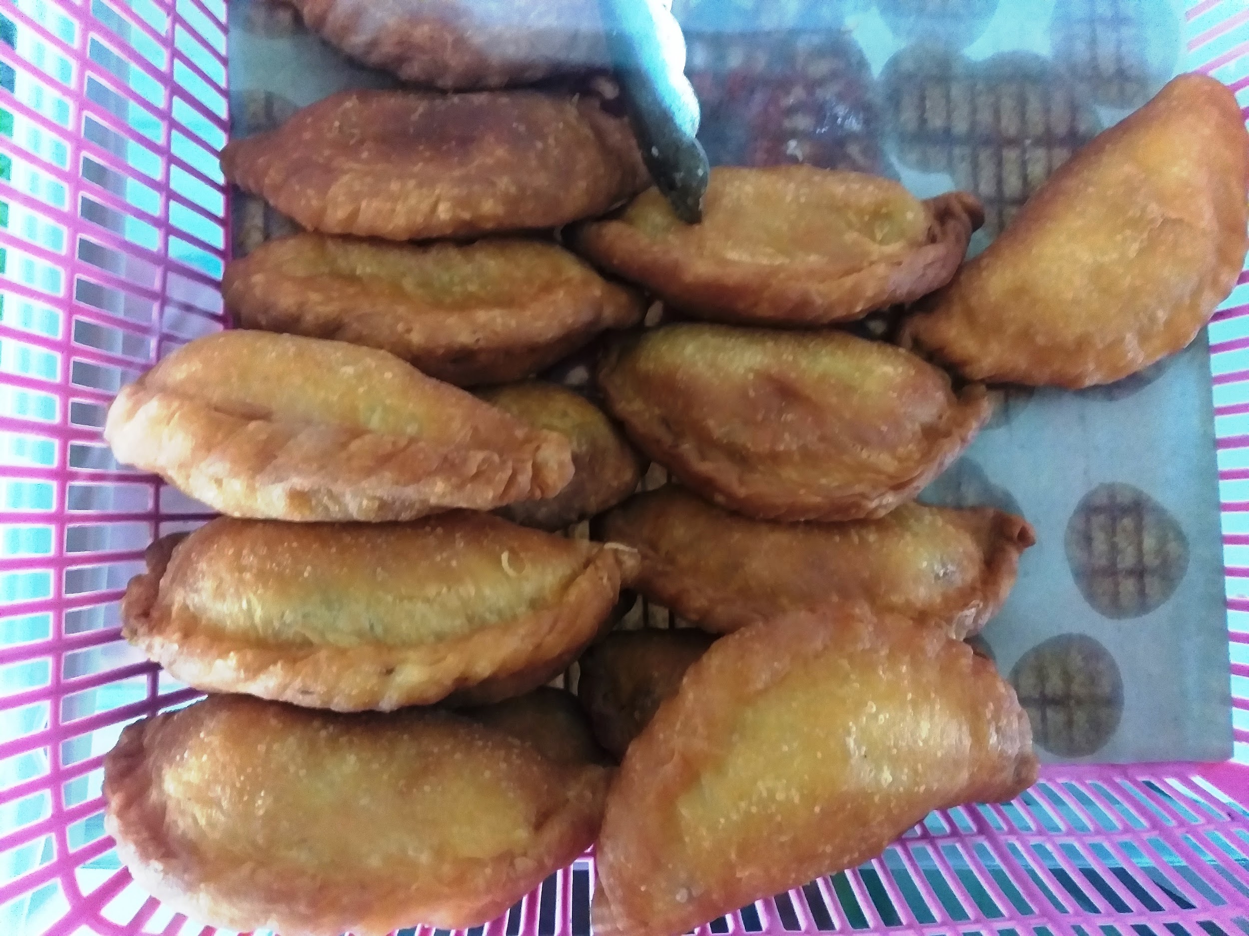 kue tradisional dari manado