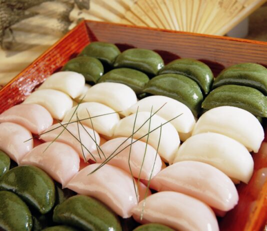 Aneka Kue Beras Korea, Pecinta Drakor Wajib Tahu Nih! kue beras korea