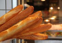 baguette dari prancis