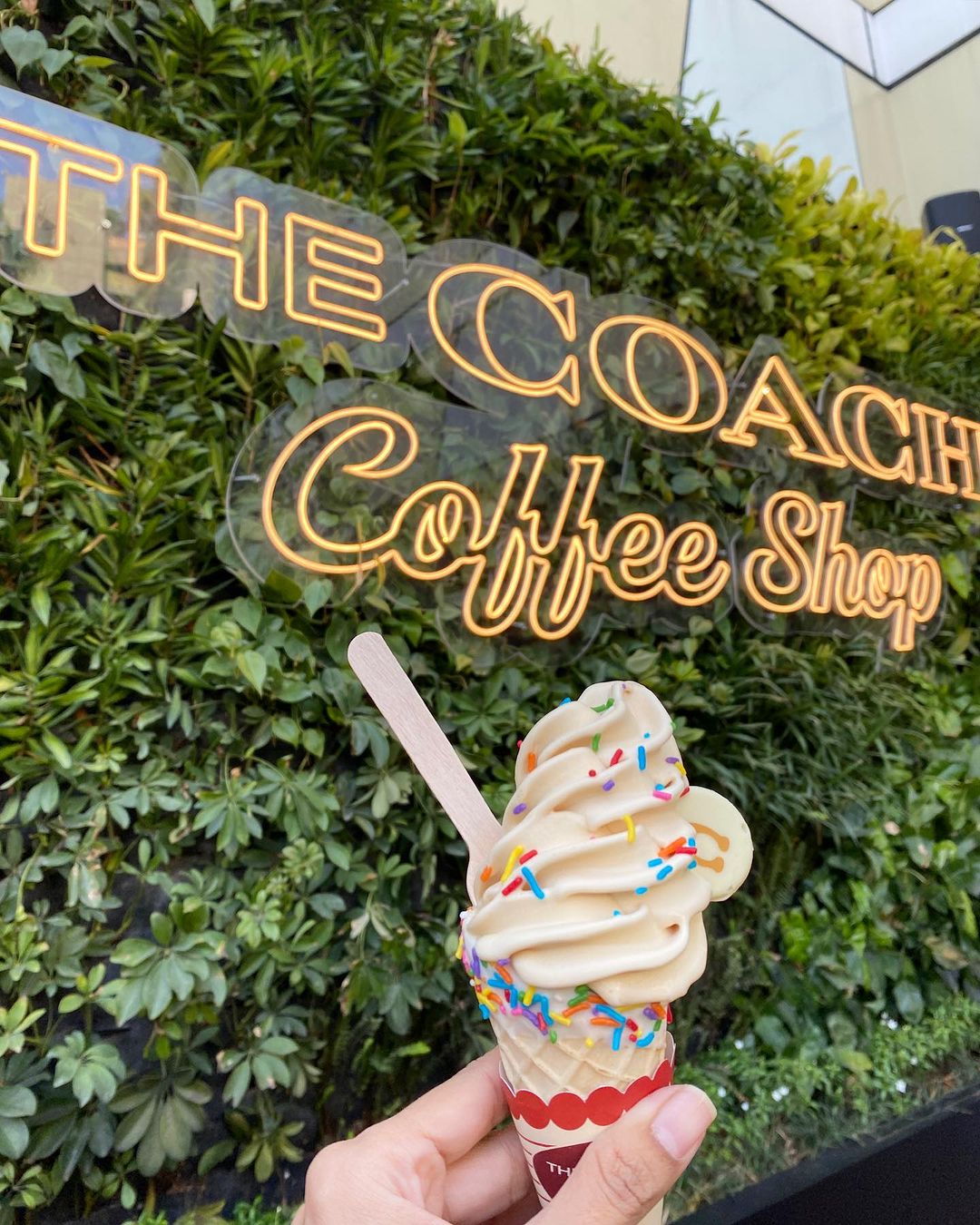 the coach coffee shop