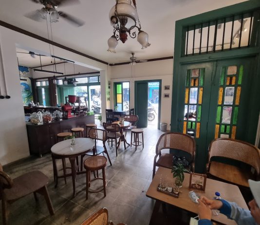 Menyeruput Sejarah Bah Sipit, Brand Kopi Bogor yang Sudah Berusia 1 Abad